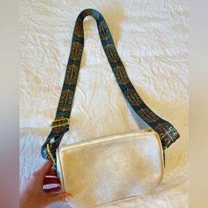 Elegant Cream Shoulder Bag